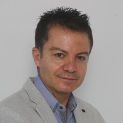Ekmel Özbay